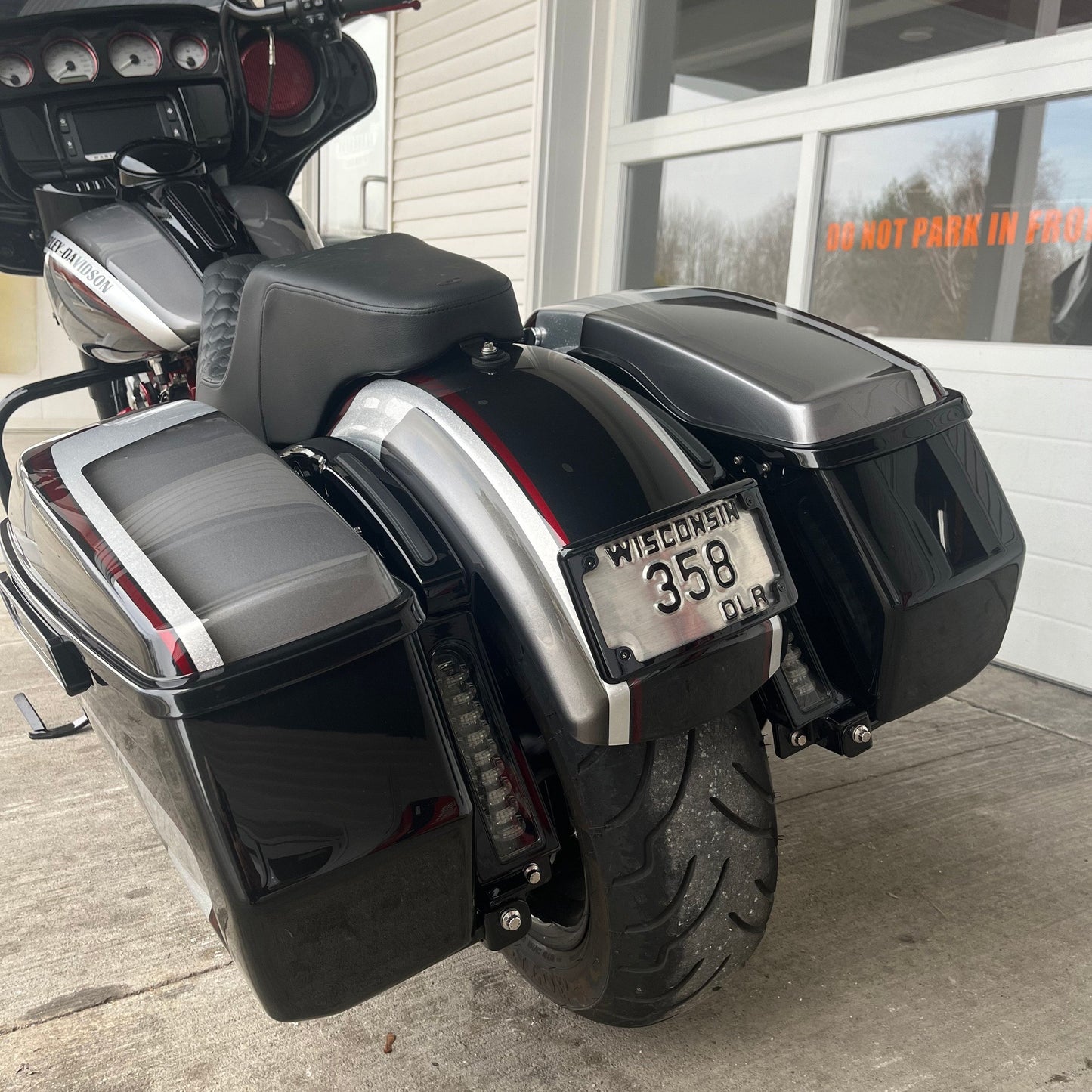 2017 Harley-Davidson Street Glide FLHXI