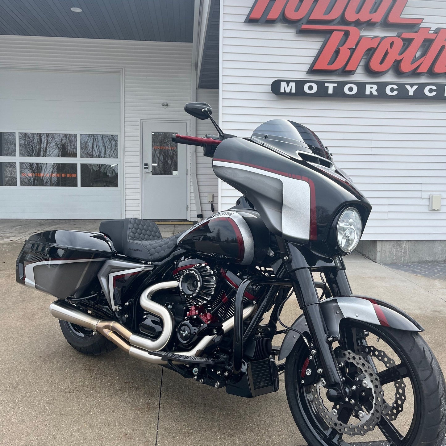 2017 Harley-Davidson Street Glide FLHXI