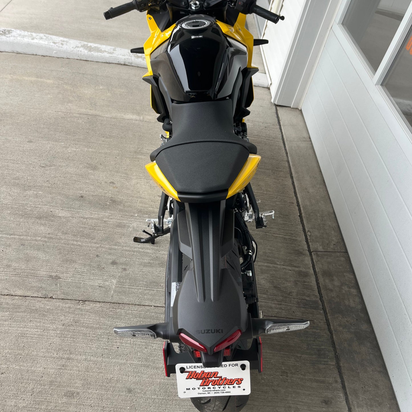 2025 Suzuki GSX-8R