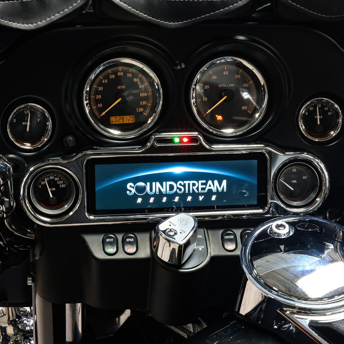 WHD.9813 Plug-n-Play Headunit w/Wireless Apple Carplay, Wireless Android Auto, & SiriusXM Ready - WHD.9813 for 1998-2013 Harley-Davidson Touring Motorcycles