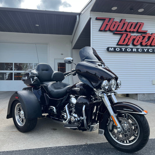 2014 Harley-Davidson TriGlide FLHTCUTG
