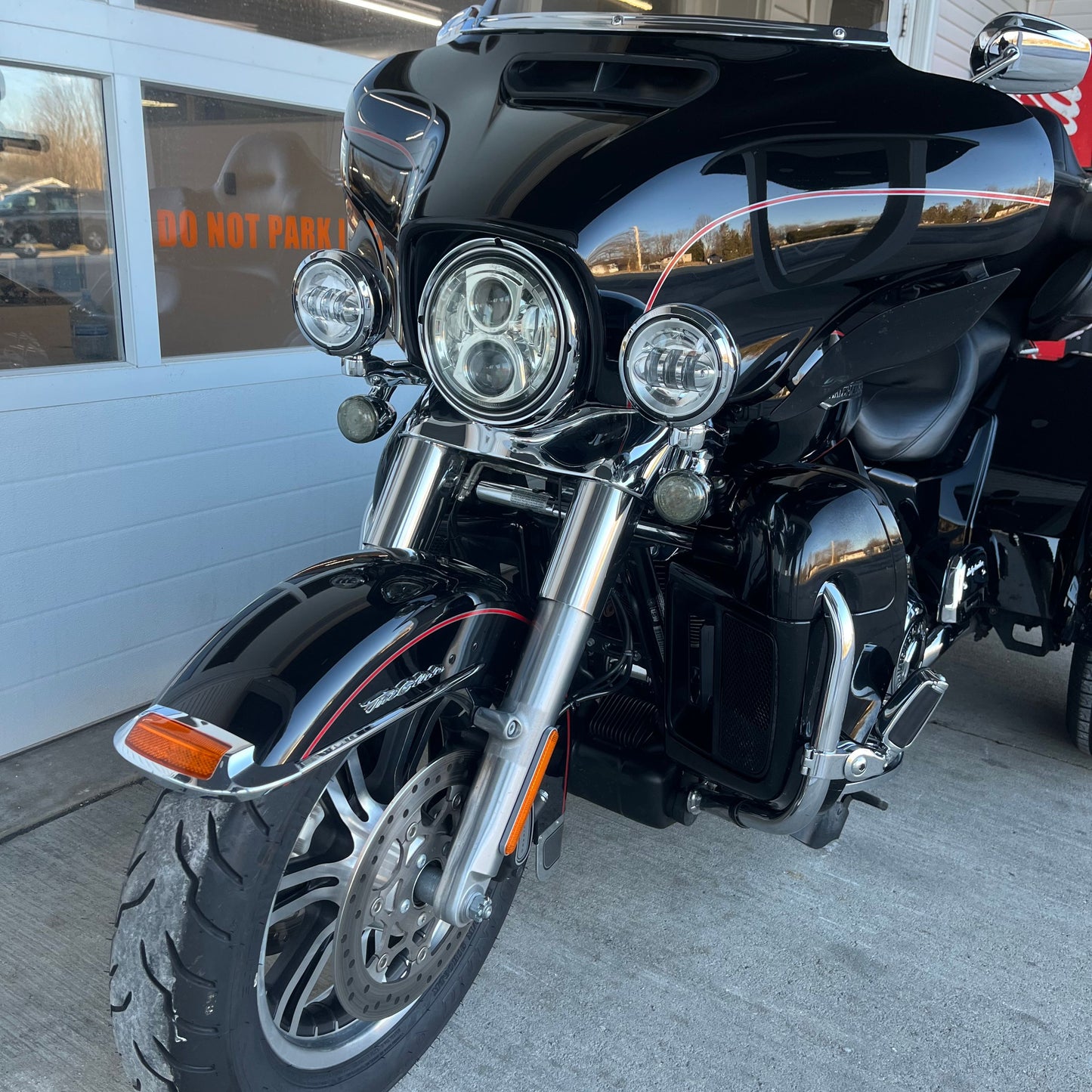2016 Harley-Davidson FLHTCUTG Tri Glide Ultra