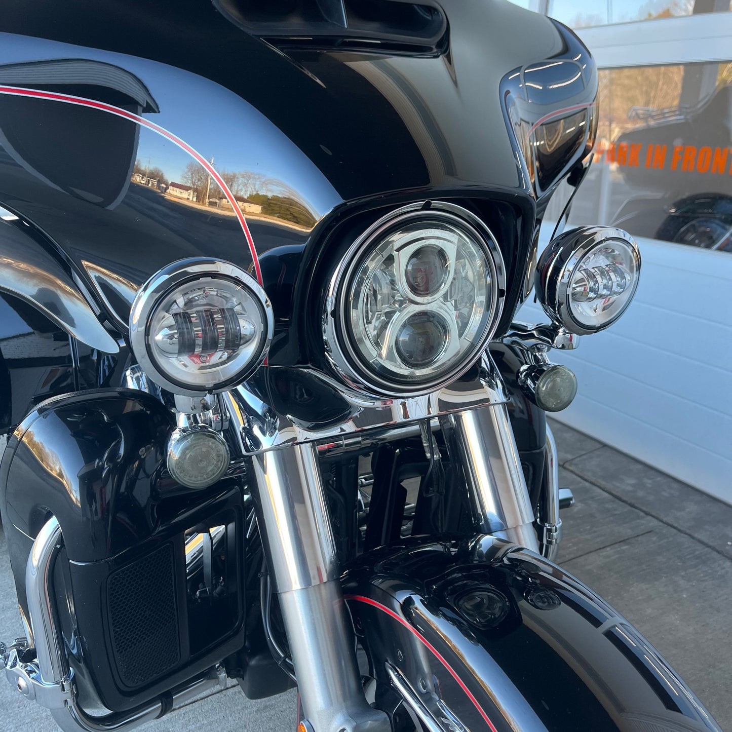 2016 Harley-Davidson FLHTCUTG Tri Glide Ultra