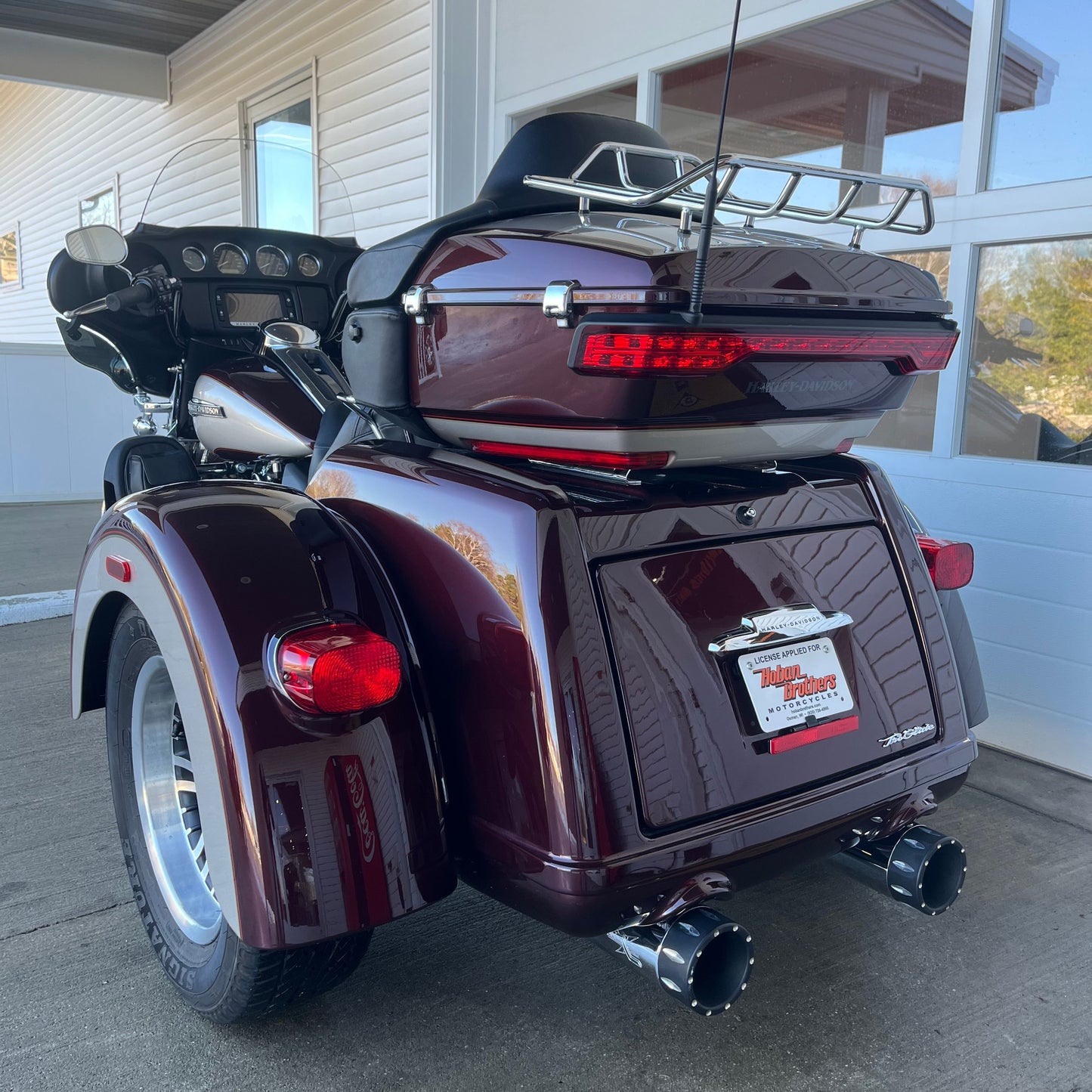 2018 Harley-Davidson FLHTCUTG Tri Glide Ultra