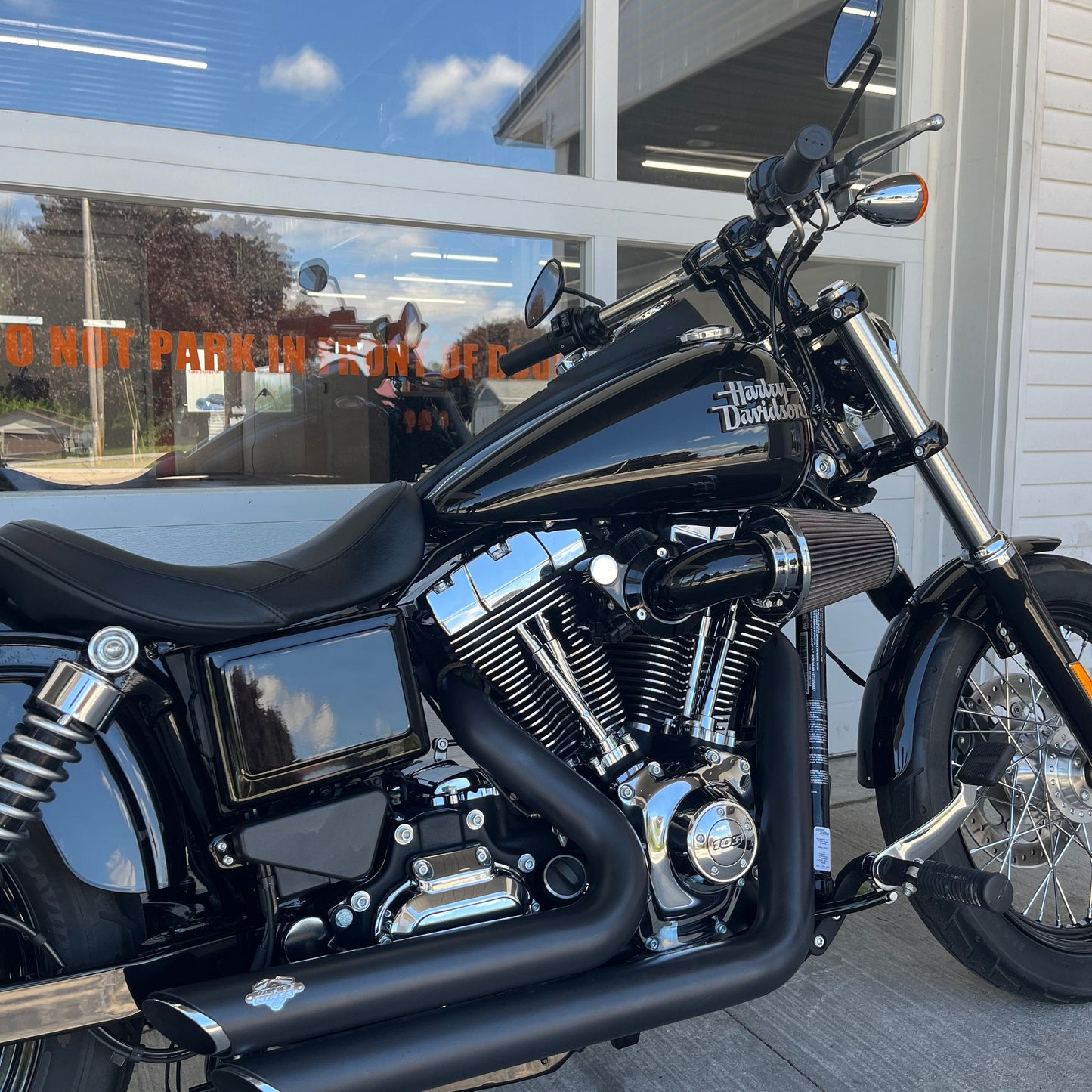 2014 Harley-Davidson Dyna Street Bob FXDBP